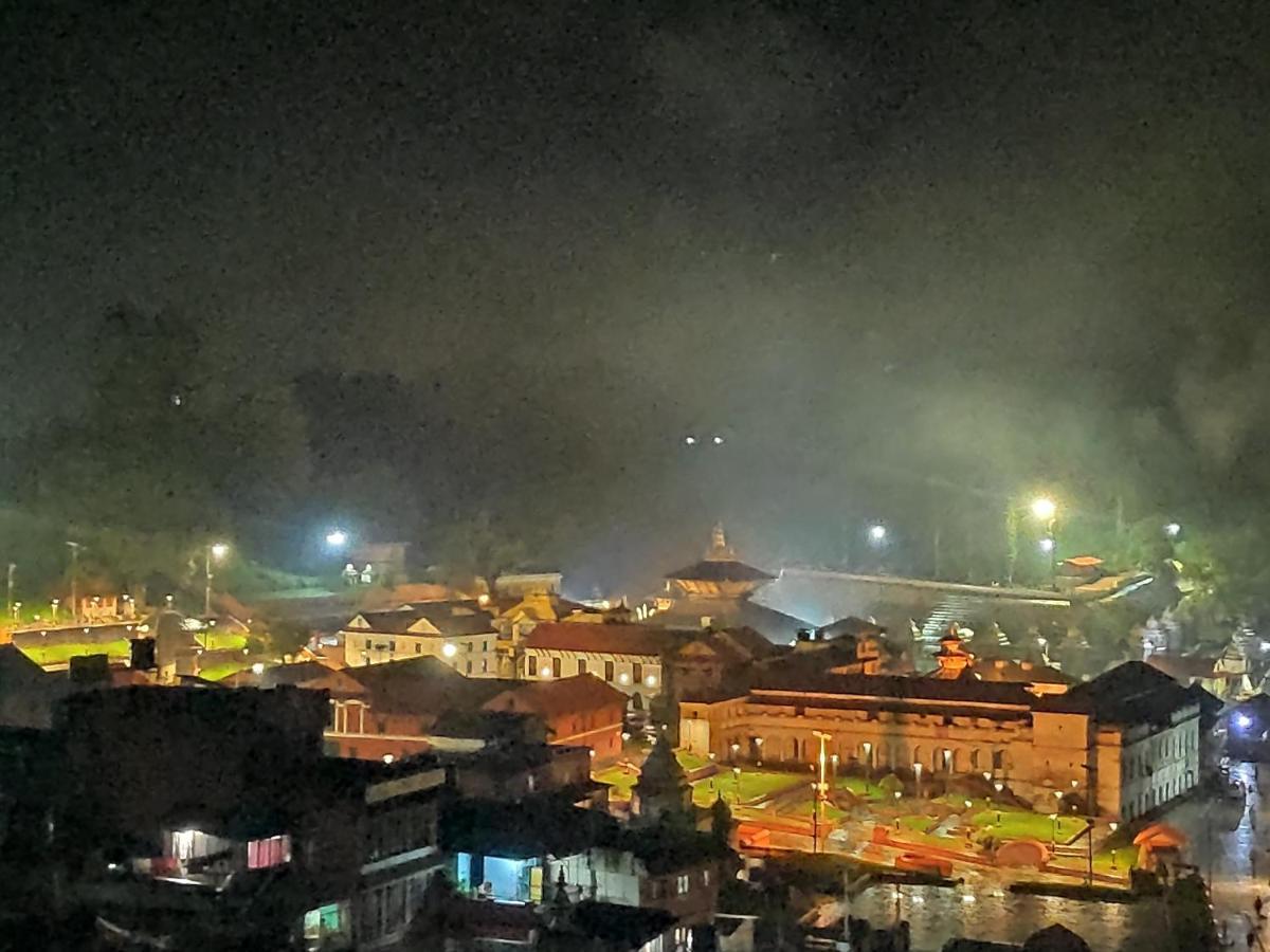 Pashupati View Hotel Kathmandu Bagian luar foto