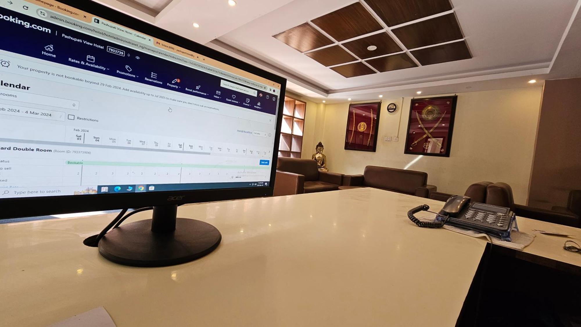 Pashupati View Hotel Kathmandu Bagian luar foto